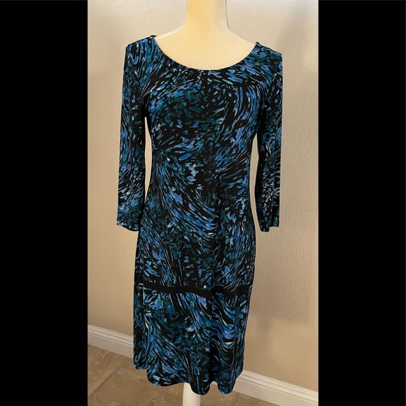 Dana Buchman Blue and Black Pattern Dress - Picture 1 of 9
